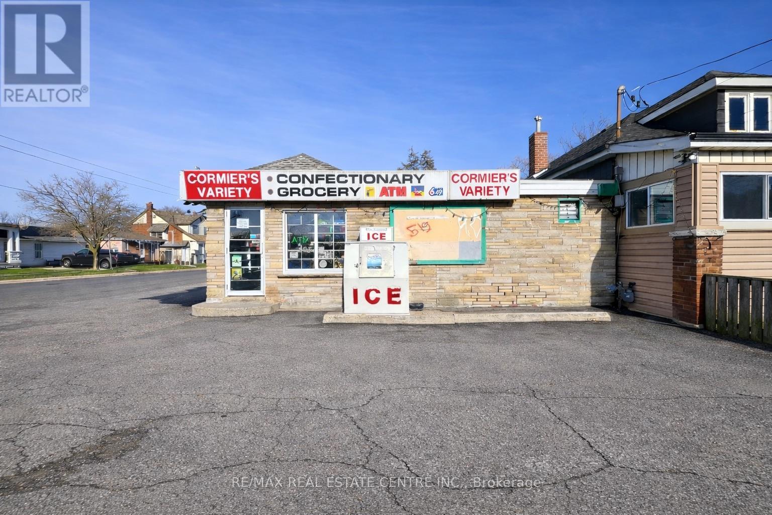 257 MURRAY STREET, Brantford, Ontario