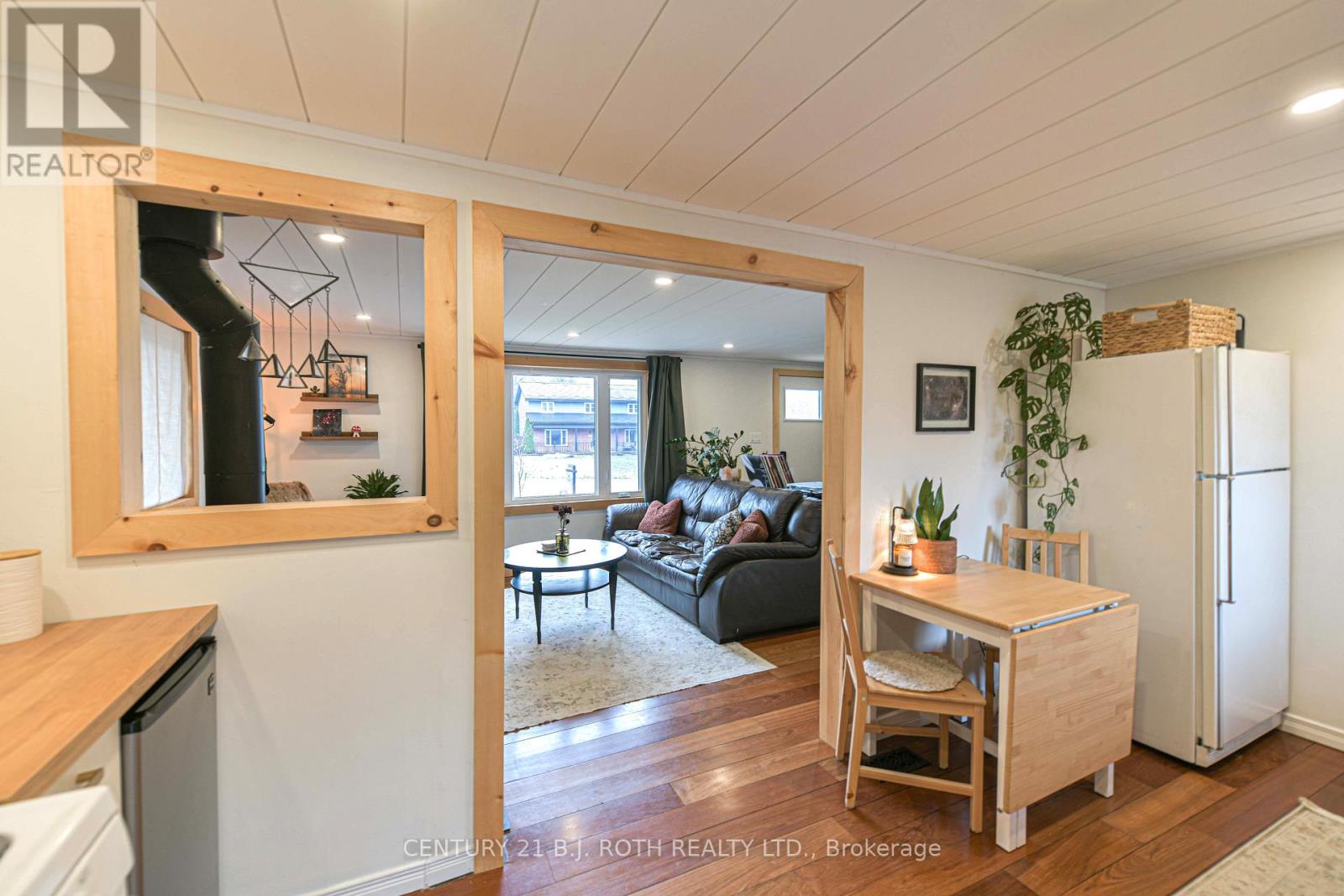 39 Ash Street, Tay, Ontario  L0K 2C0 - Photo 8 - S13002560