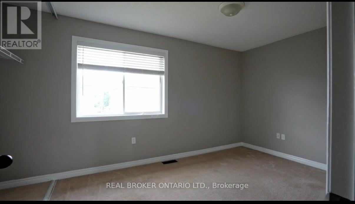 176 Thrushwood Drive, Barrie, Ontario  L4N 0Z1 - Photo 11 - S13002640