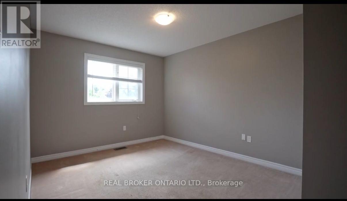 176 Thrushwood Drive, Barrie, Ontario  L4N 0Z1 - Photo 9 - S13002640