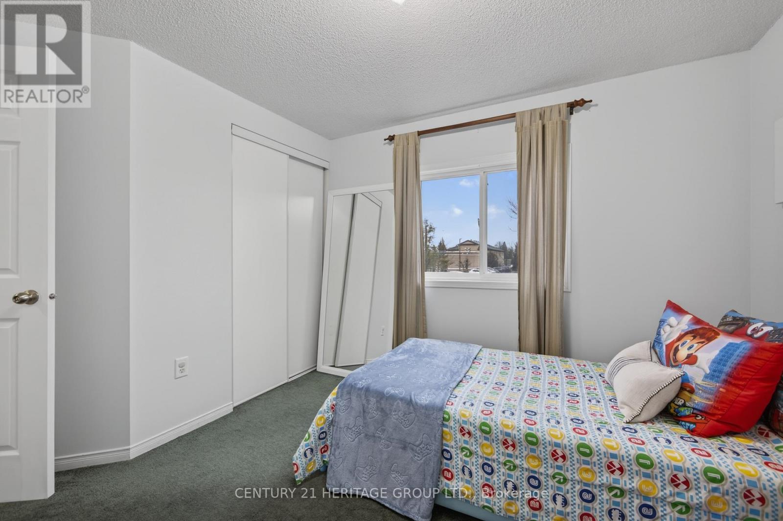 53 Dunsmore Lane, Barrie, Ontario L4M 6Z9 - Photo 26 - S13002774