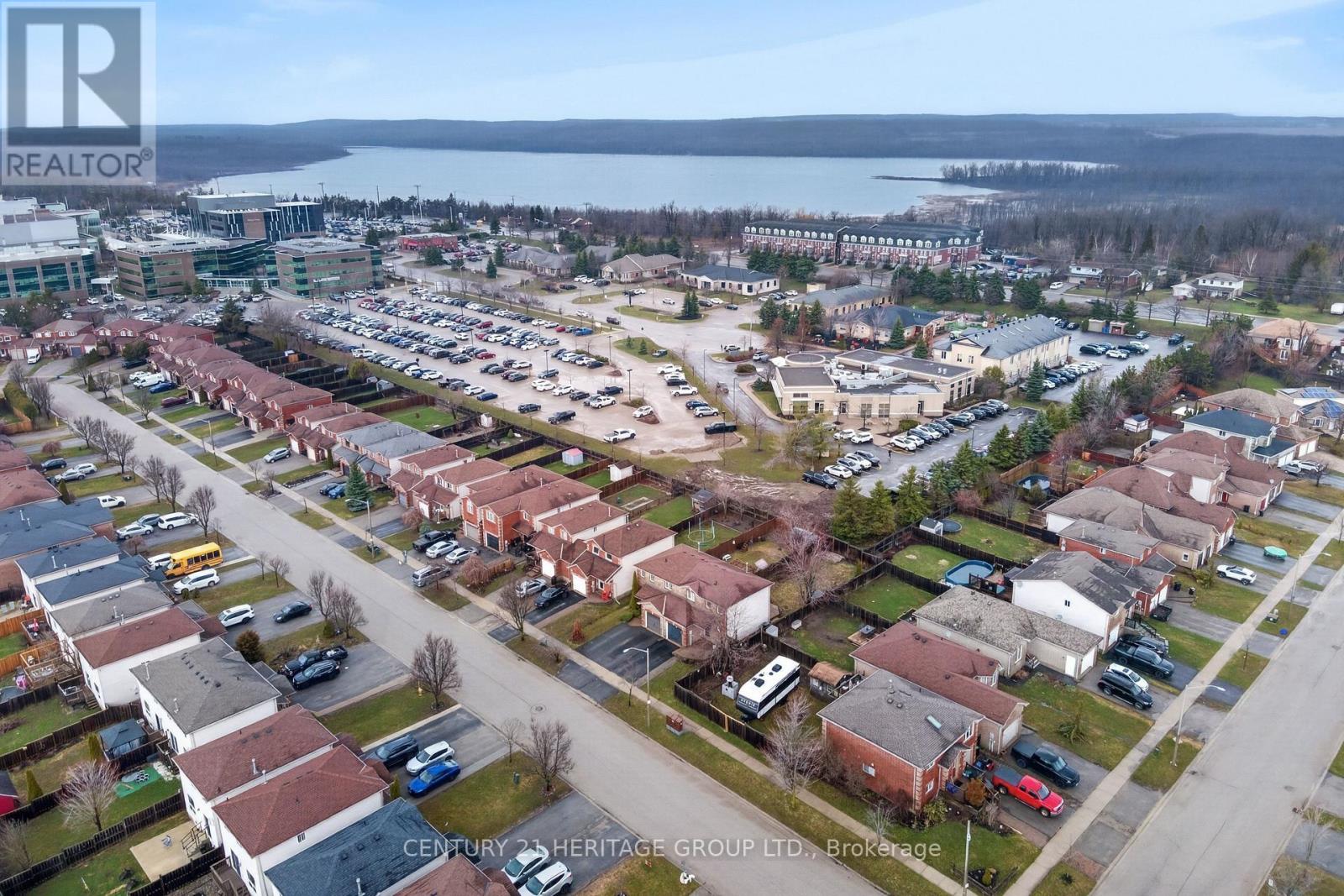 53 Dunsmore Lane, Barrie, Ontario L4M 6Z9 - Photo 45 - S13002774