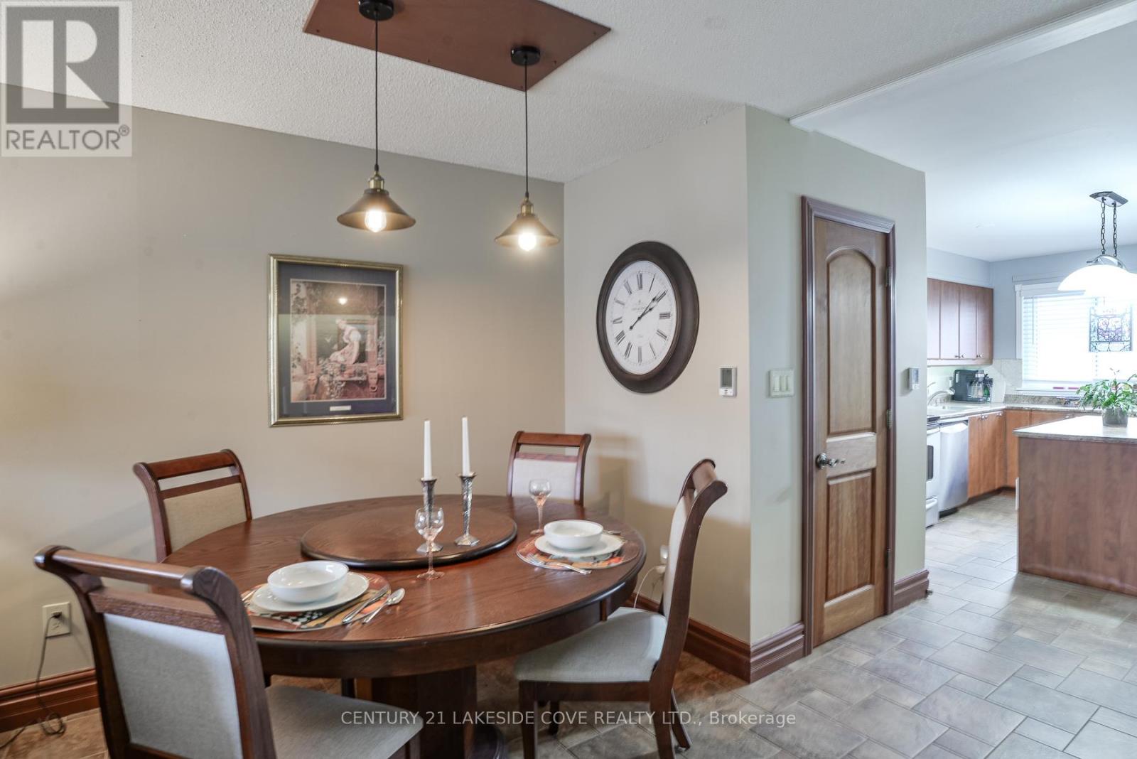 Unit 29 - 1 Paradise Boulevard, Ramara, Ontario L0K 1B0 - Photo 12 - S13002788