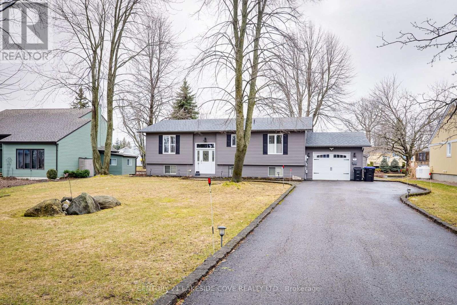 28 South Island Trail, Ramara, Ontario  L0K 1B0 - Photo 3 - S13002816