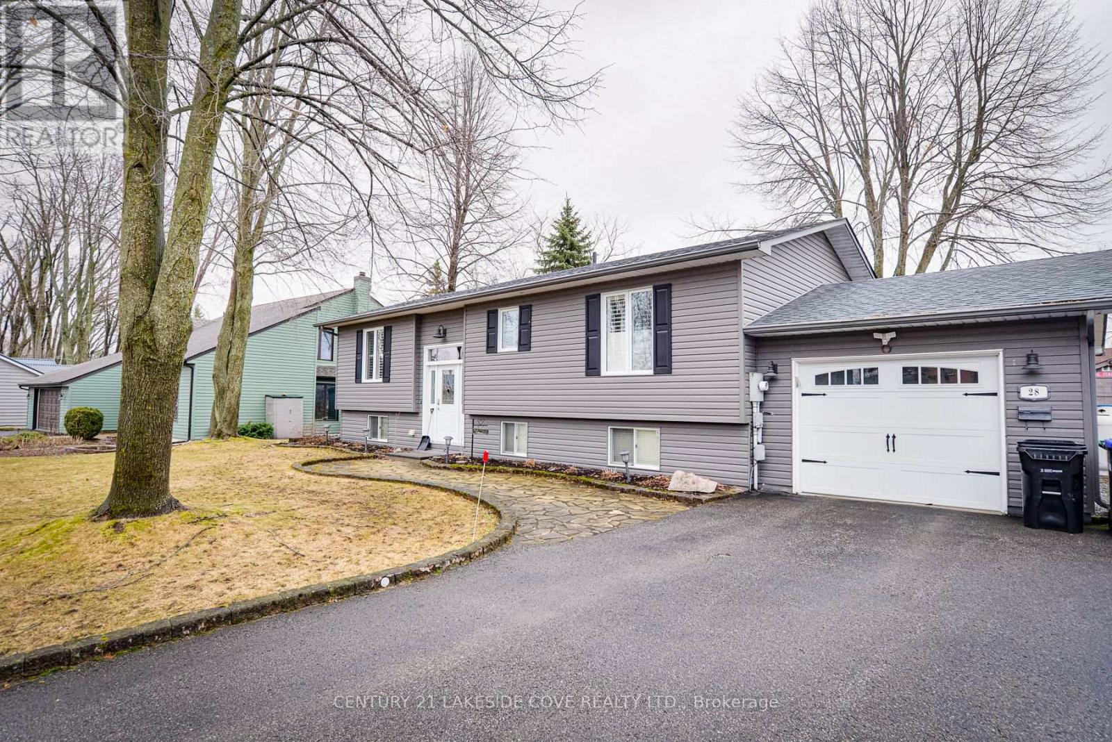 28 South Island Trail, Ramara, Ontario  L0K 1B0 - Photo 5 - S13002816