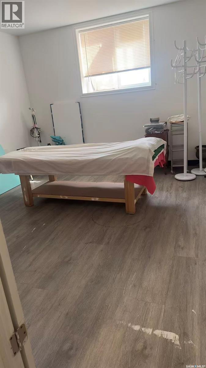 1229 Idylwyld Drive N, Saskatoon, Saskatchewan  S7L 1A3 - Photo 5 - SK031560