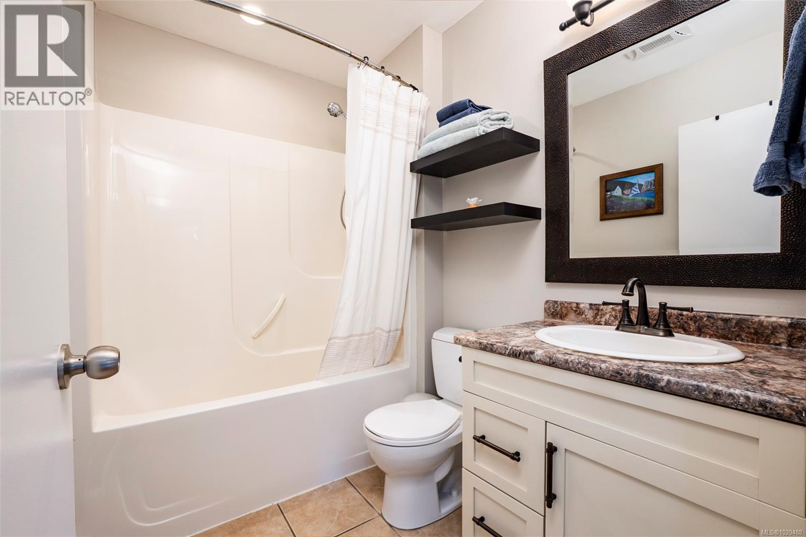 150 Wakesiah Ave, Nanaimo, British Columbia  V9R 3J9 - Photo 6 - 1029488