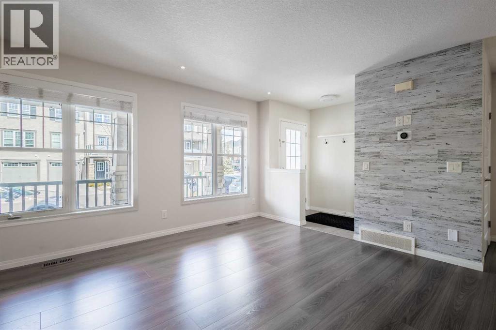 271 Windford Crescent SW, Airdrie, Alberta  T4B 4G3 - Photo 6 - A2299718