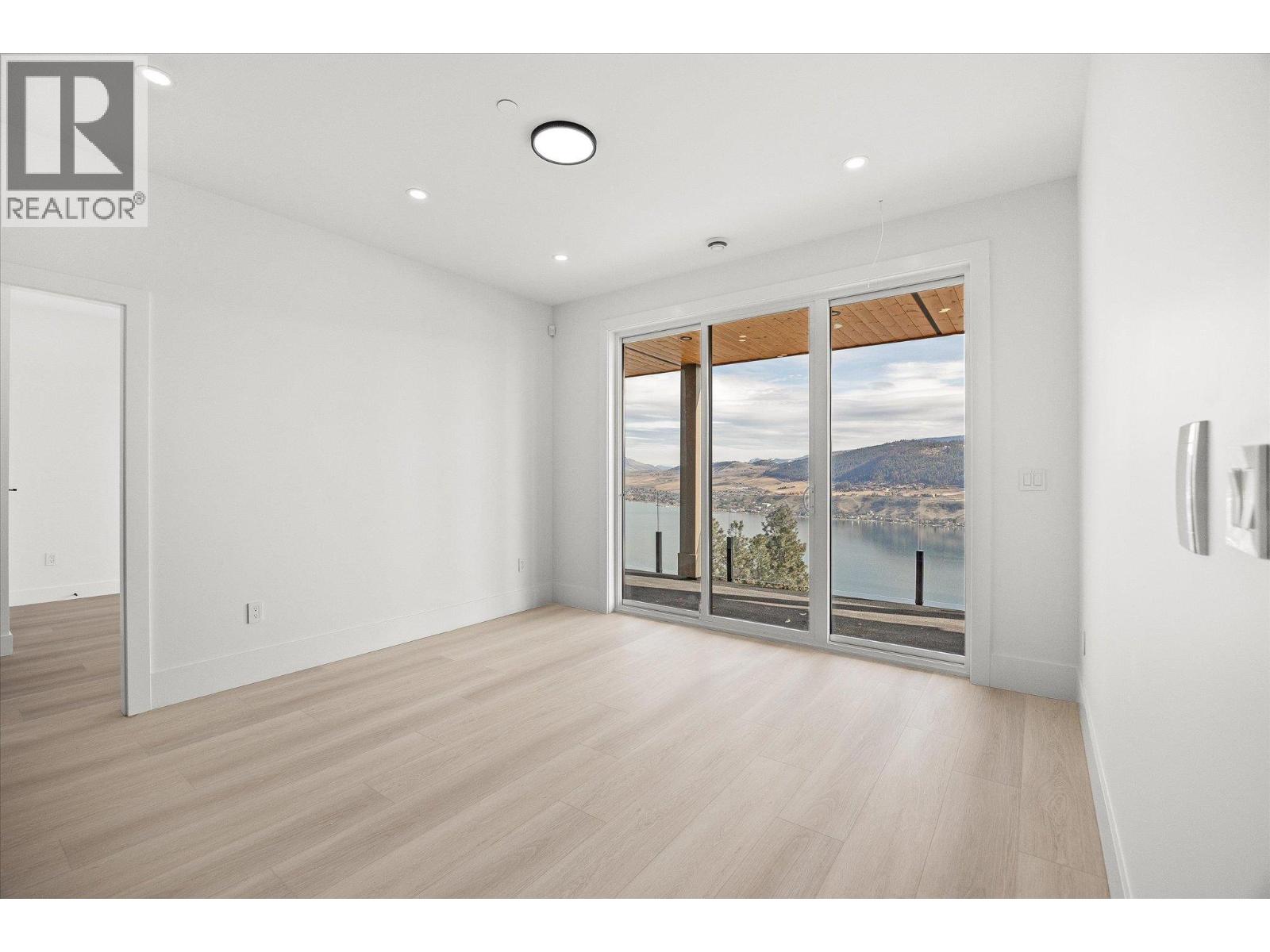 8916 Tavistock Road, Vernon, British Columbia  V1H 2L4 - Photo 27 - 10372407