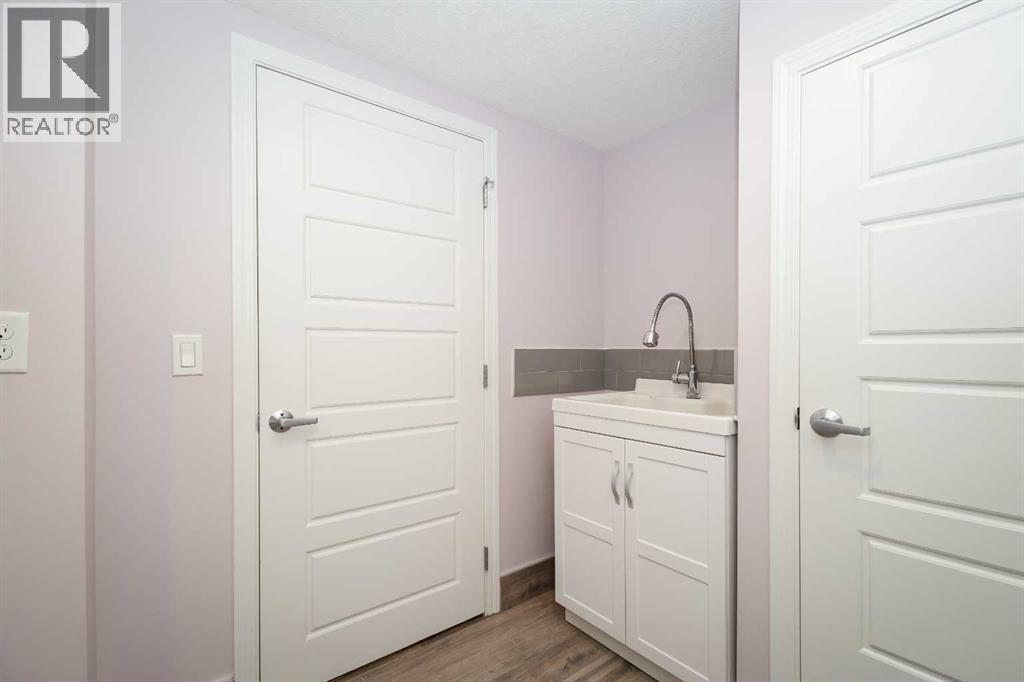 271 Windford Crescent SW, Airdrie, Alberta  T4B 4G3 - Photo 47 - A2299718