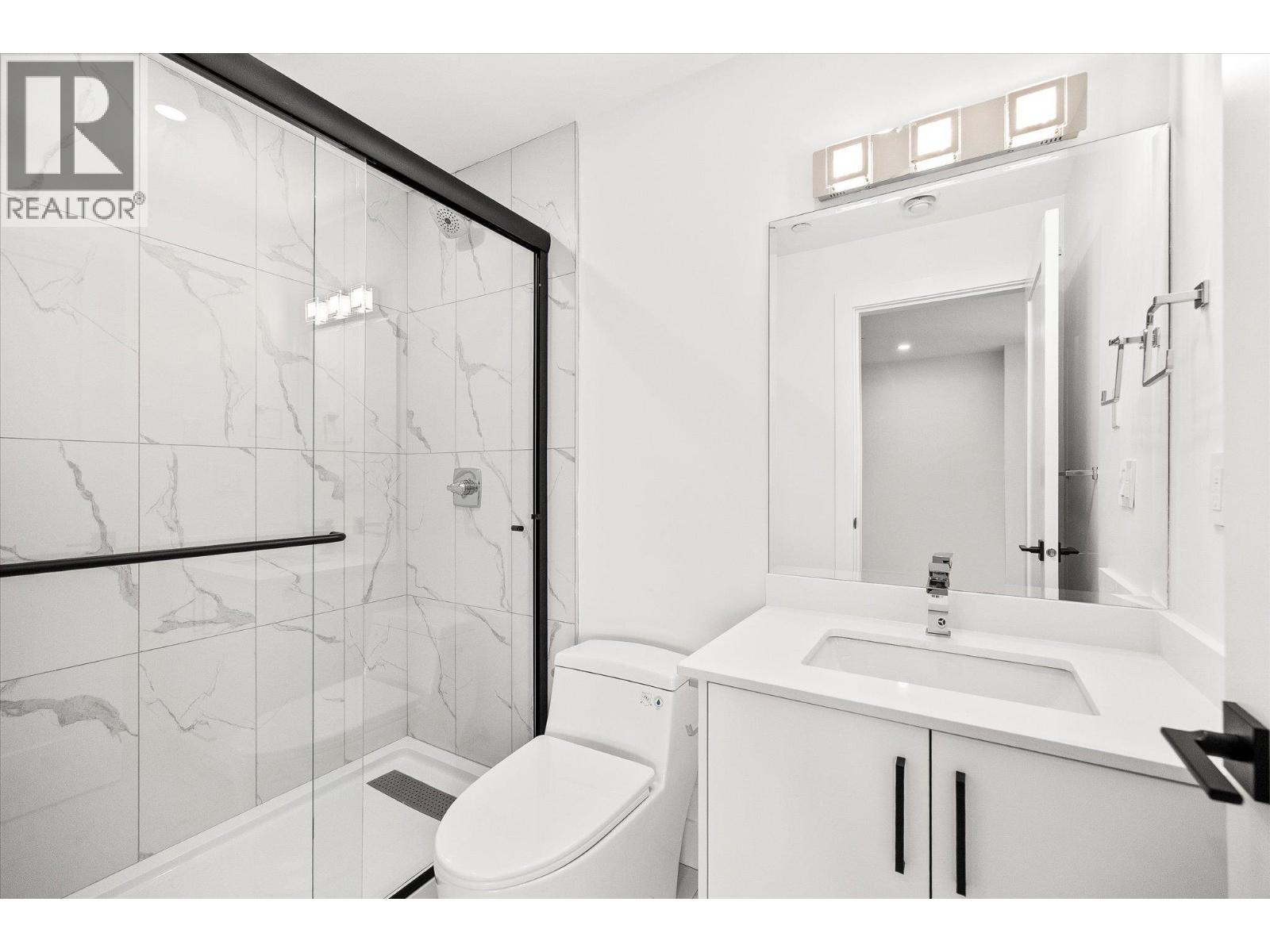 8916 Tavistock Road, Vernon, British Columbia  V1H 2L4 - Photo 43 - 10372407