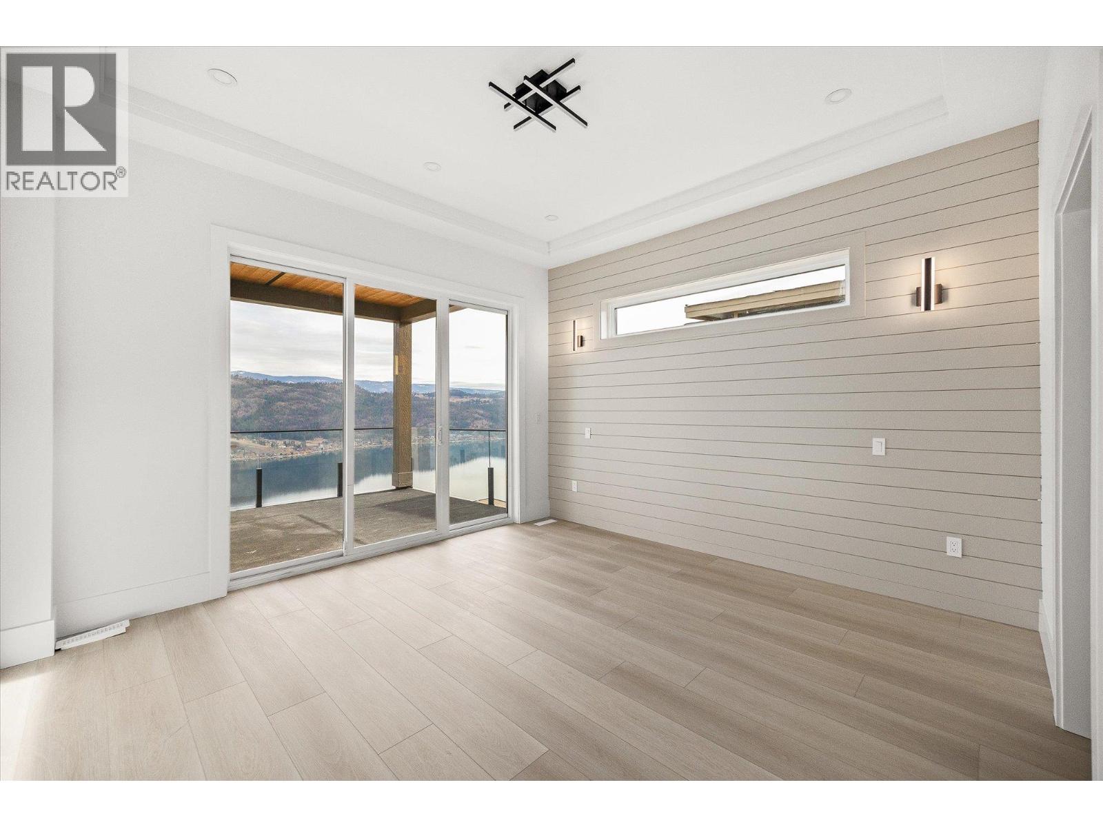 8916 Tavistock Road, Vernon, British Columbia  V1H 2L4 - Photo 17 - 10372407