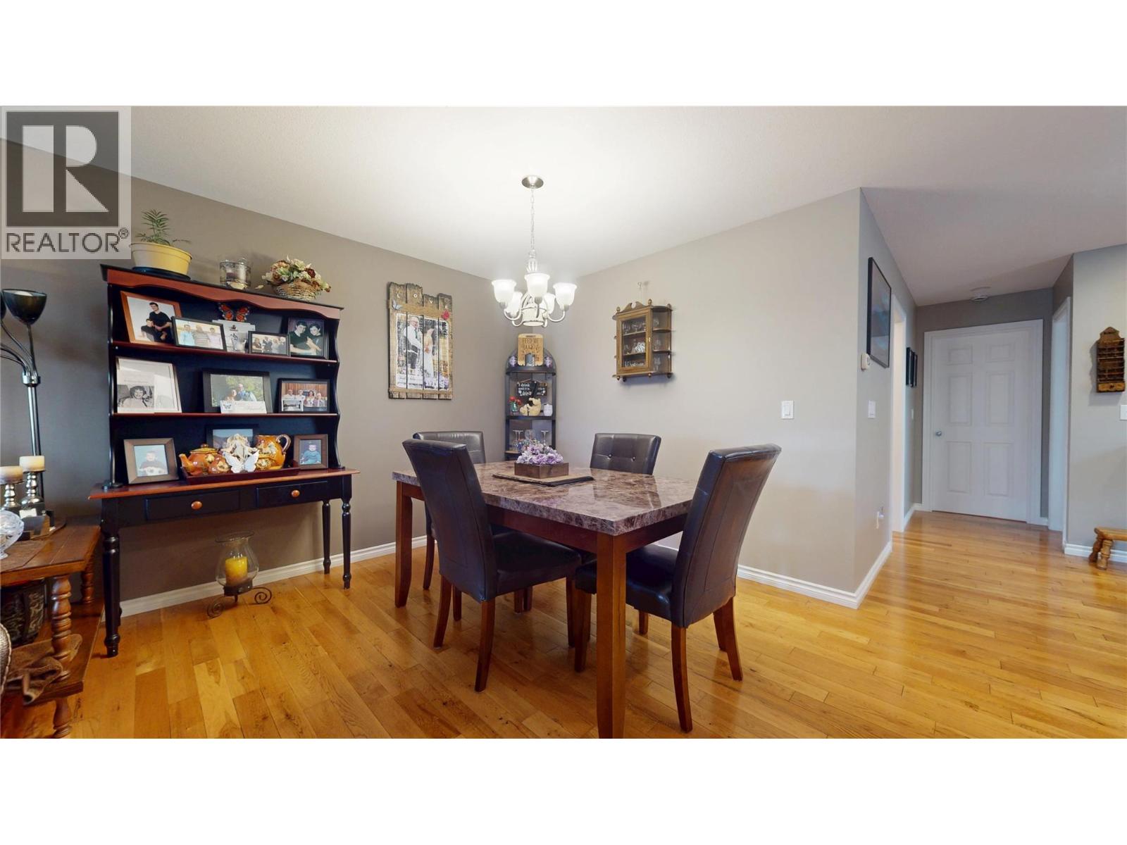 1861 Kelowna Crescent N Unit# A, Cranbrook, British Columbia  V1C 6L6 - Photo 11 - 10382810