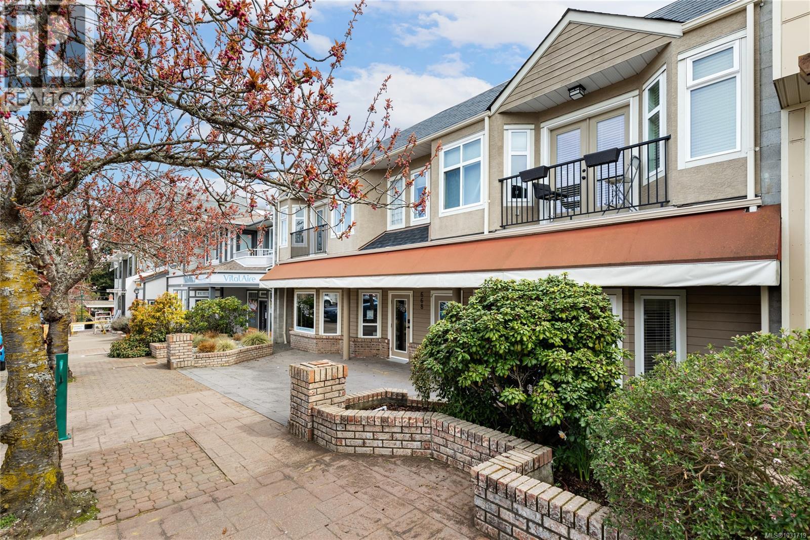 4 668 Beach Rd, Qualicum Beach, British Columbia