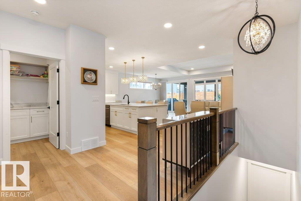 26 Red Crest Wy, St. Albert, Alberta  T8N 7Y7 - Photo 4 - E4482389