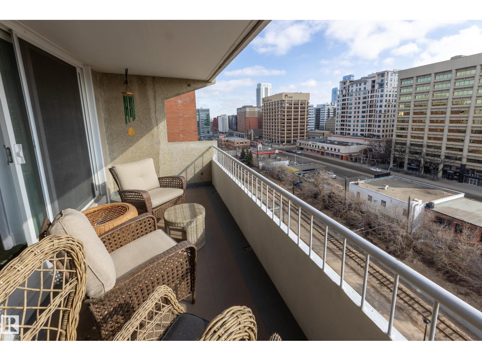 #1001 9909 110 St Nw, Edmonton, Alberta  T5K 2E5 - Photo 11 - E4482390