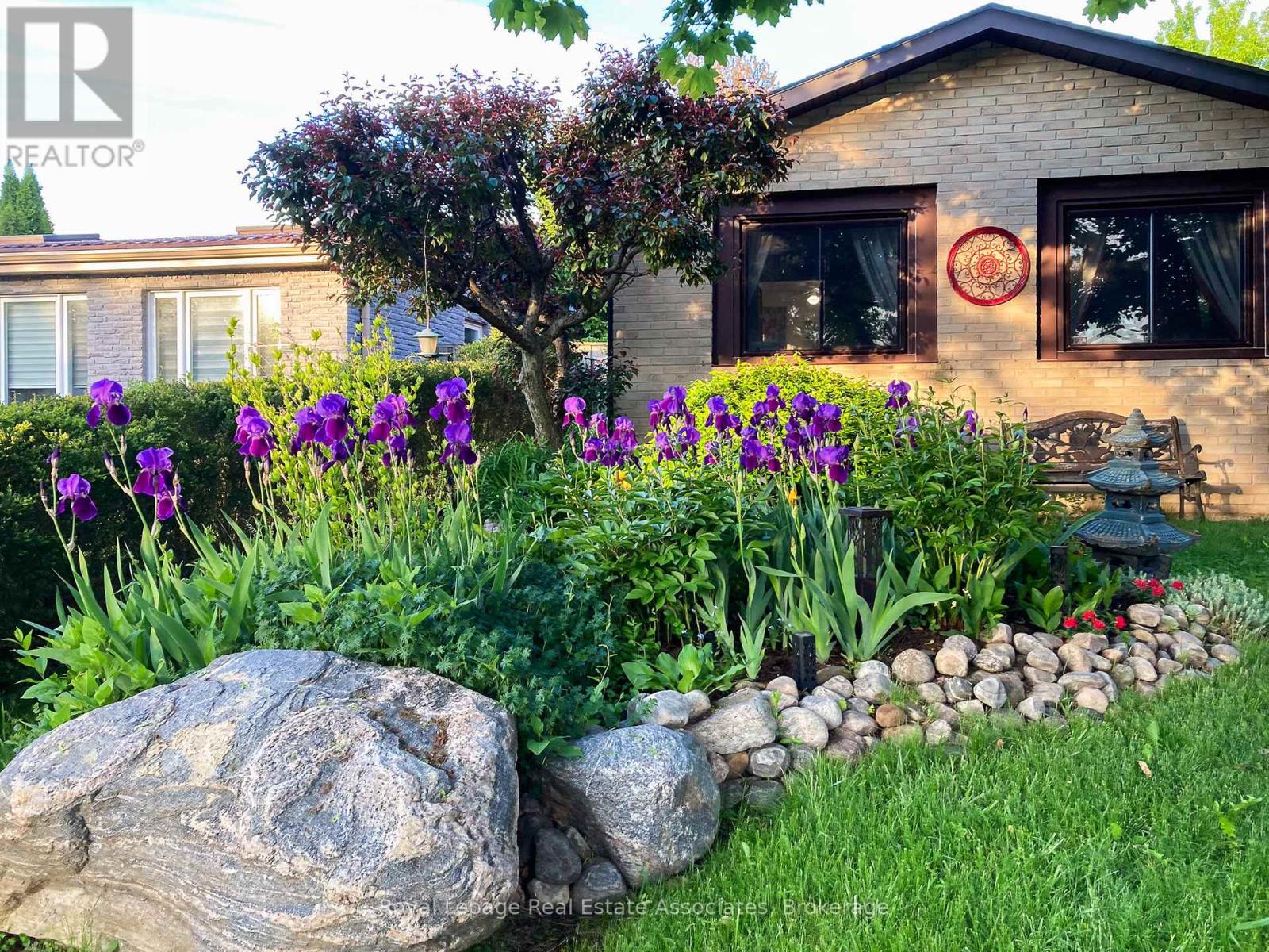 270 Kristin Grove, Mississauga, Ontario  L5A 3E8 - Photo 6 - W13002550