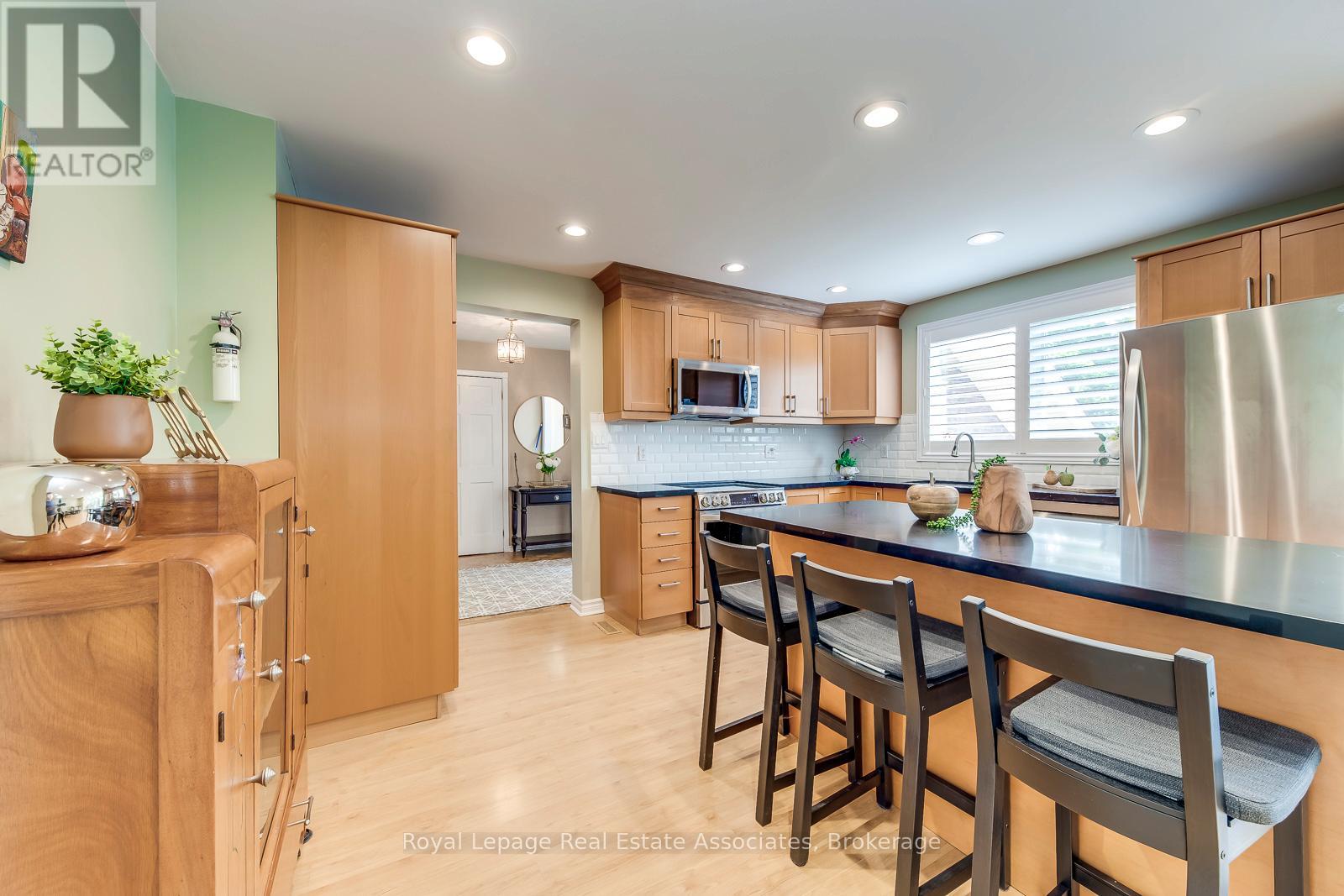 1192 Kos Boulevard, Mississauga, Ontario  L5J 4L7 - Photo 7 - W13002568