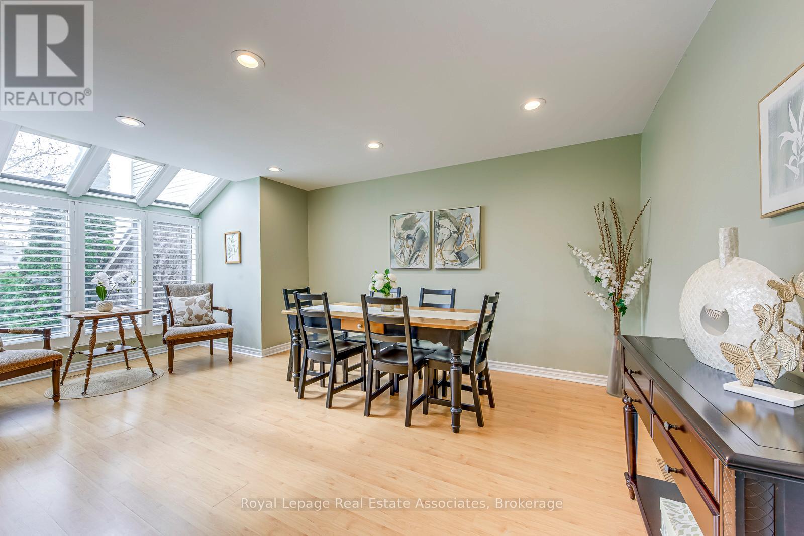 1192 Kos Boulevard, Mississauga, Ontario  L5J 4L7 - Photo 9 - W13002568