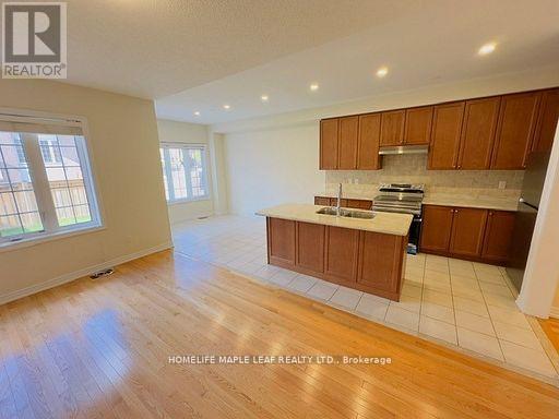 3422 Stoney Crescent S, Mississauga, Ontario  L5M 0V5 - Photo 10 - W13002570