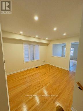 3422 Stoney Crescent S, Mississauga, Ontario  L5M 0V5 - Photo 4 - W13002570