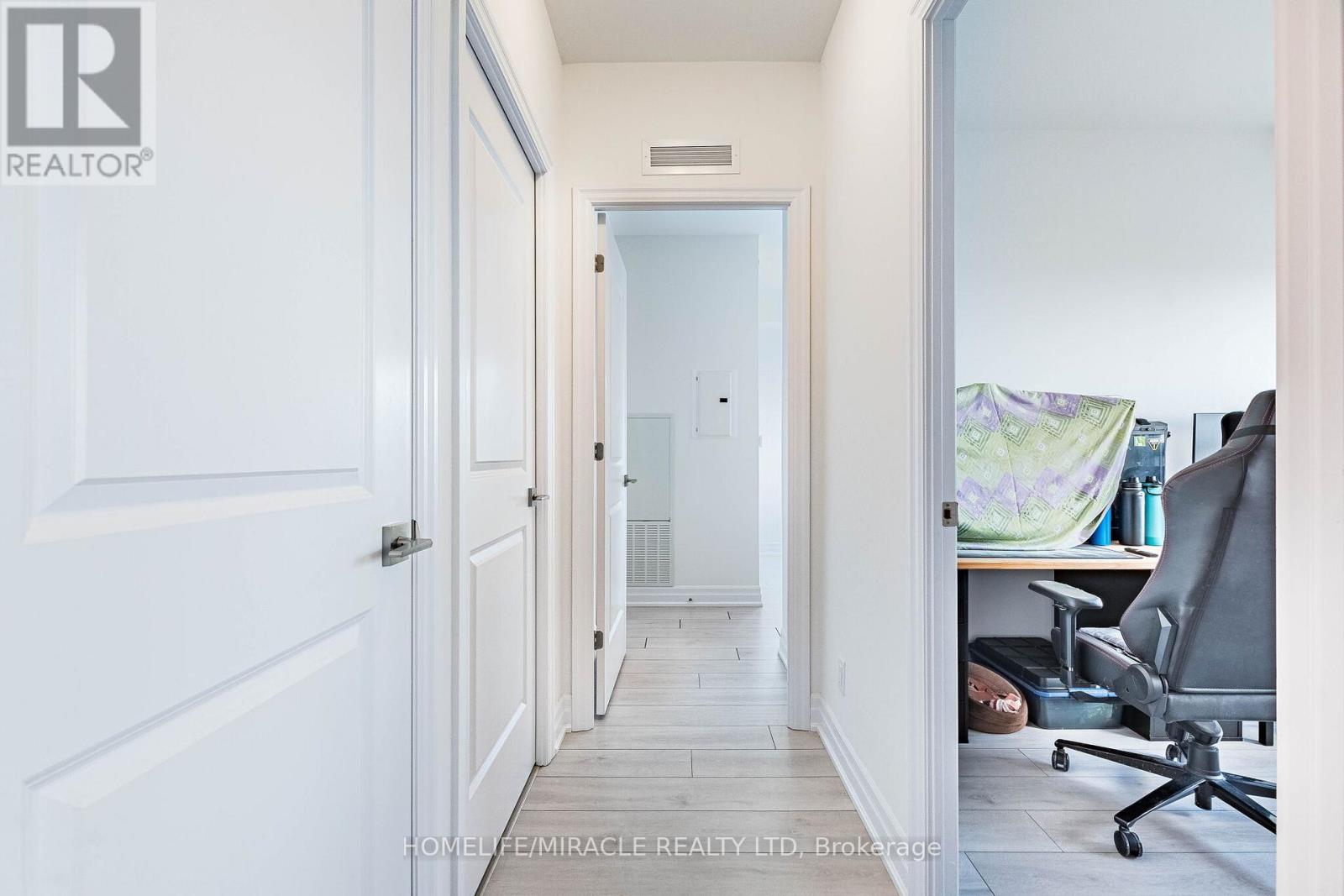 3802 - 30 Elm Street, Mississauga, Ontario L5B 0N6 - Photo 22 - W13002586