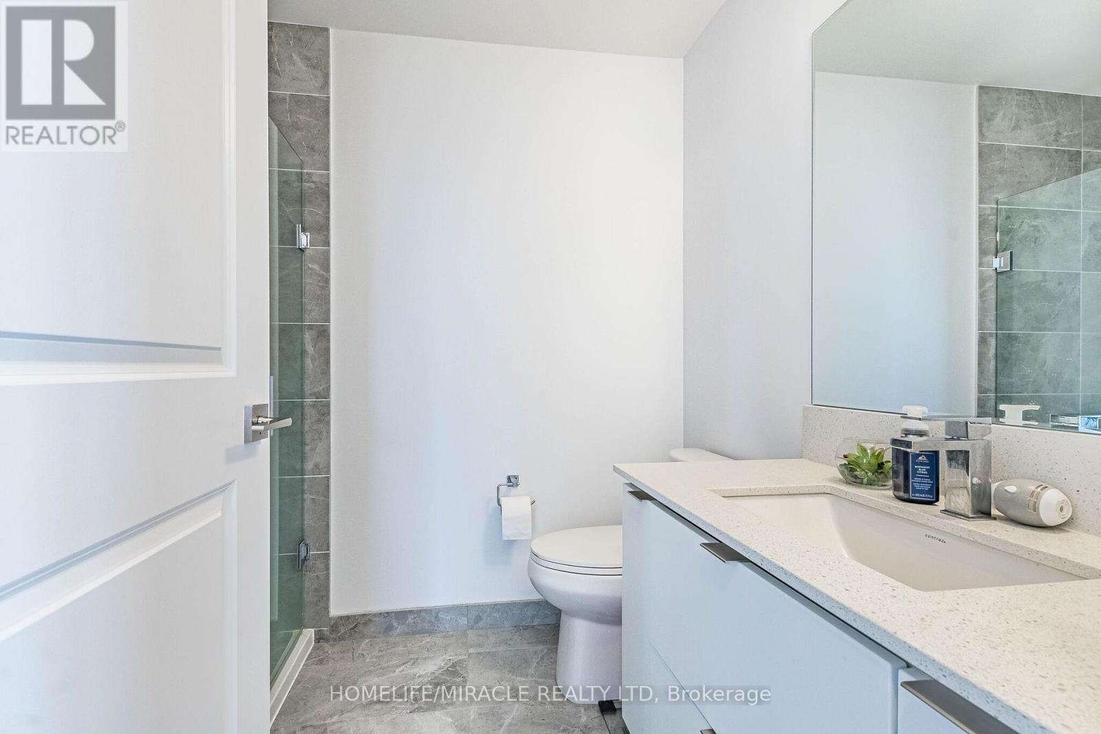 3802 - 30 Elm Street, Mississauga, Ontario L5B 0N6 - Photo 32 - W13002586