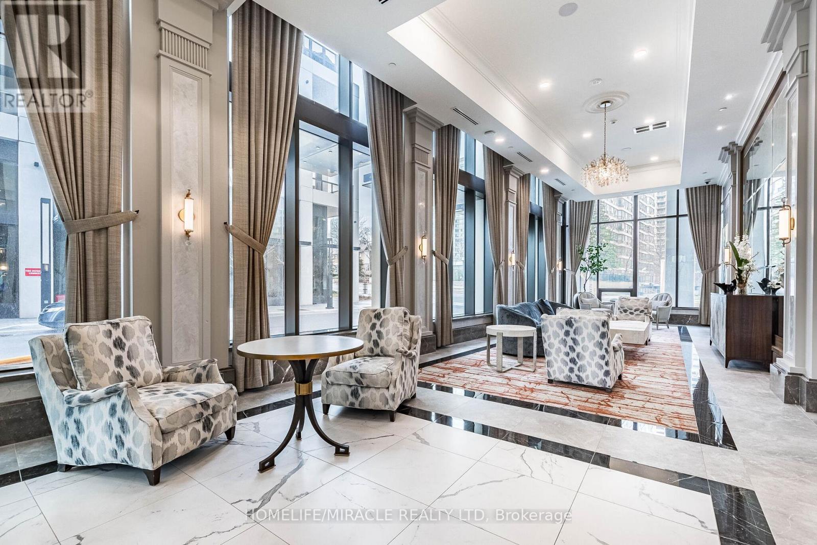 3802 - 30 Elm Street, Mississauga, Ontario L5B 0N6 - Photo 5 - W13002586