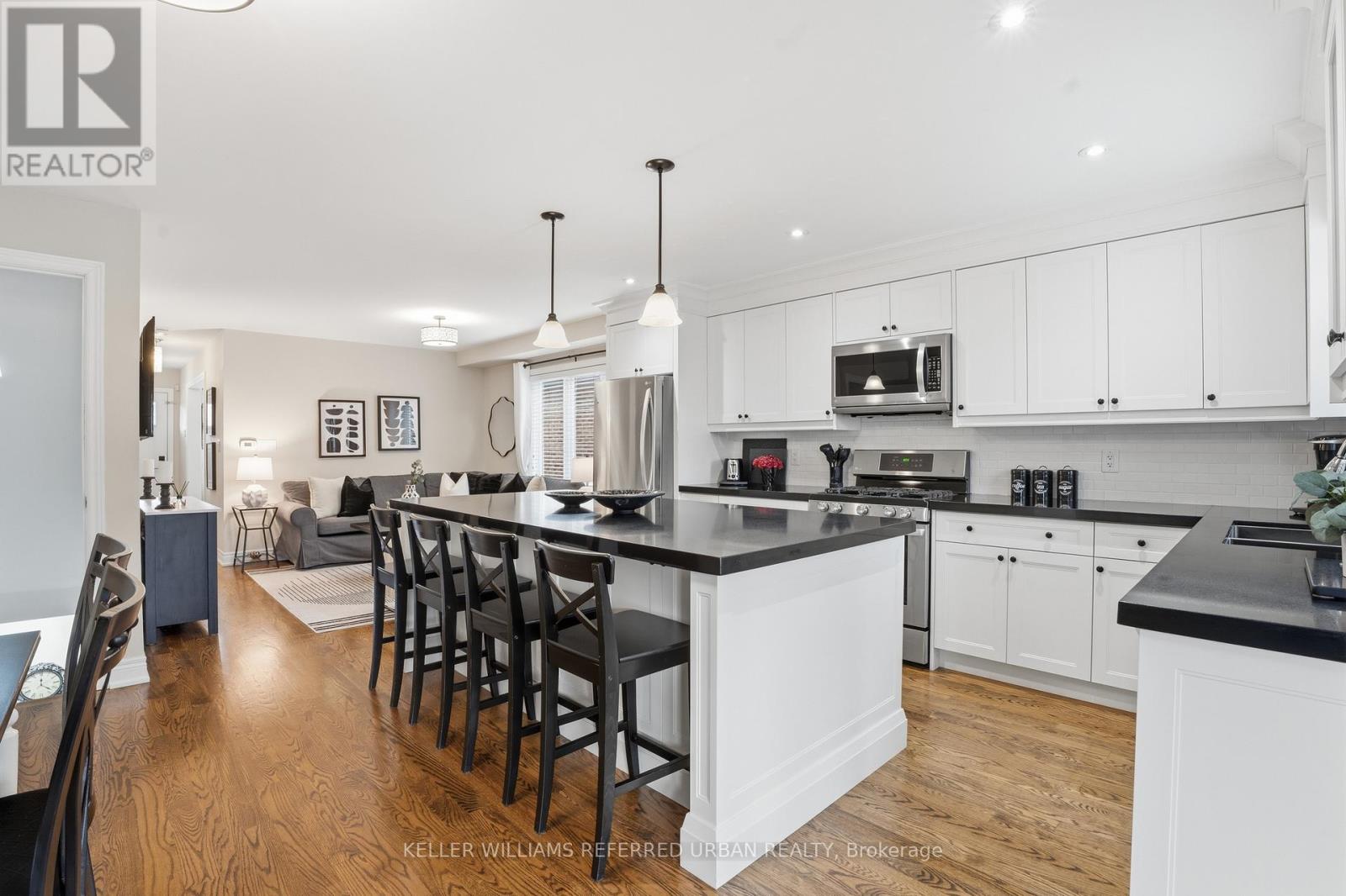 266 Melrose Street, Toronto, Ontario  M8Z 1G6 - Photo 13 - W13002616