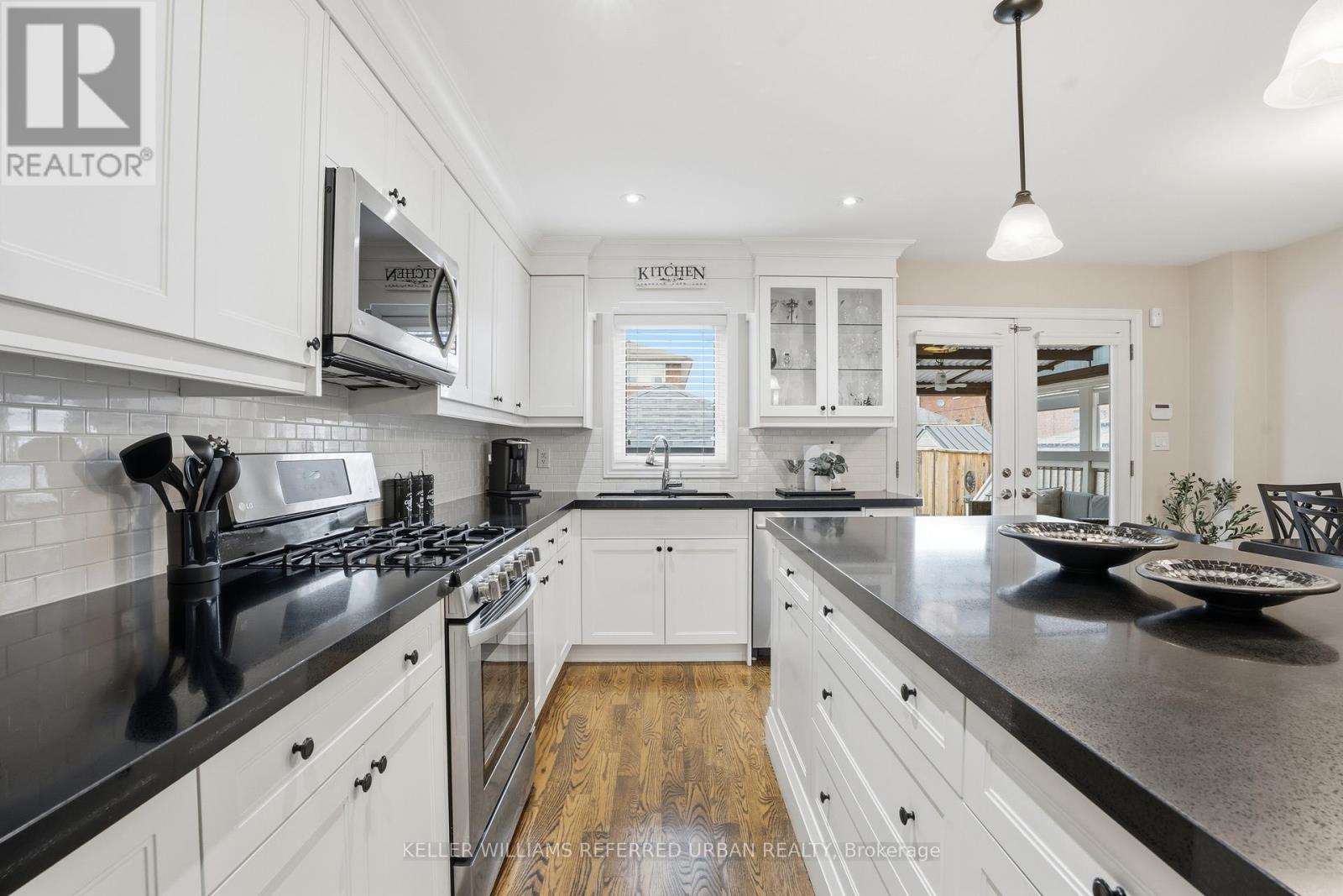 266 Melrose Street, Toronto, Ontario  M8Z 1G6 - Photo 14 - W13002616