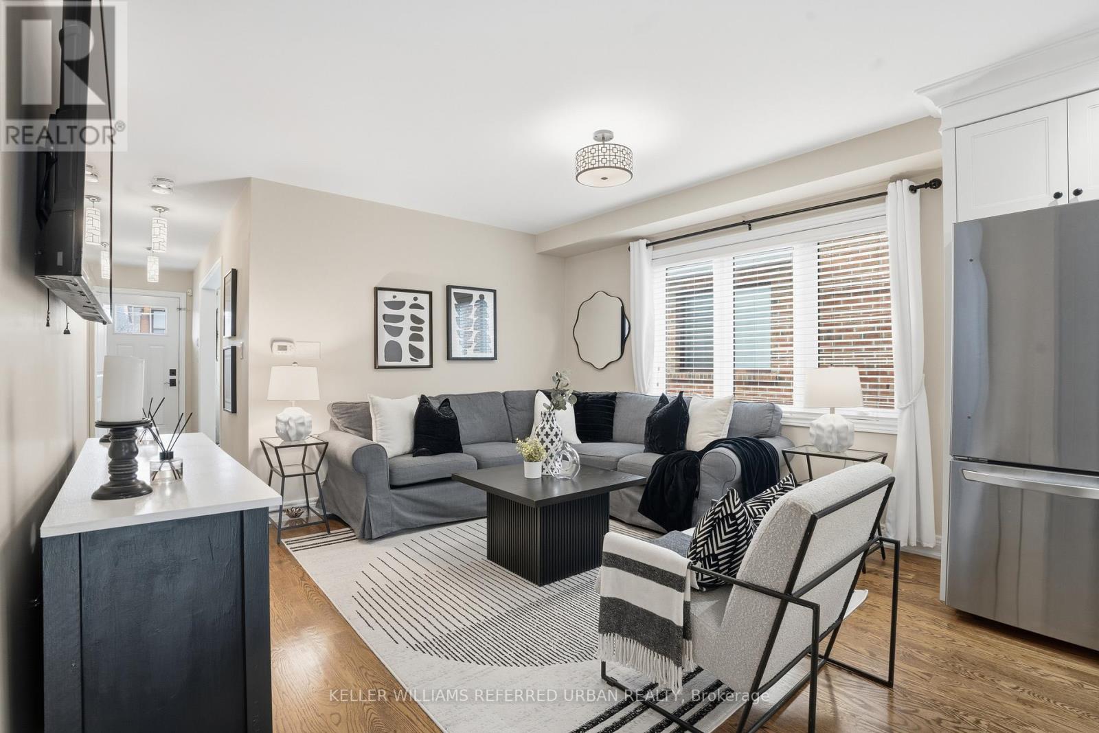 266 Melrose Street, Toronto, Ontario  M8Z 1G6 - Photo 9 - W13002616