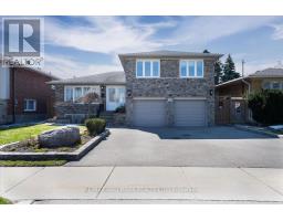 25 FENLEY DRIVE, Toronto, Ontario