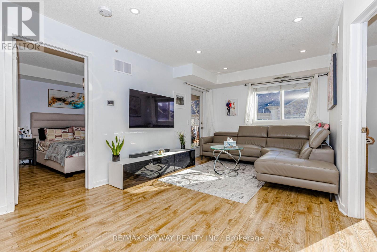 1403 - 8 Dayspring Circle, Brampton, Ontario L6P 2Z7 - Photo 22 - W13002650