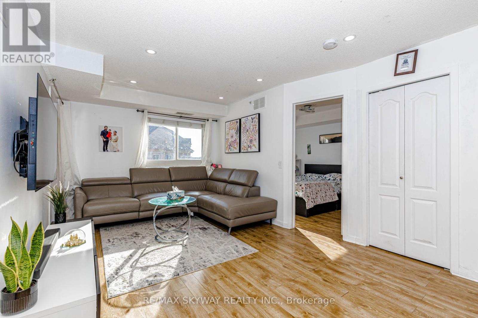 1403 - 8 Dayspring Circle, Brampton, Ontario L6P 2Z7 - Photo 23 - W13002650