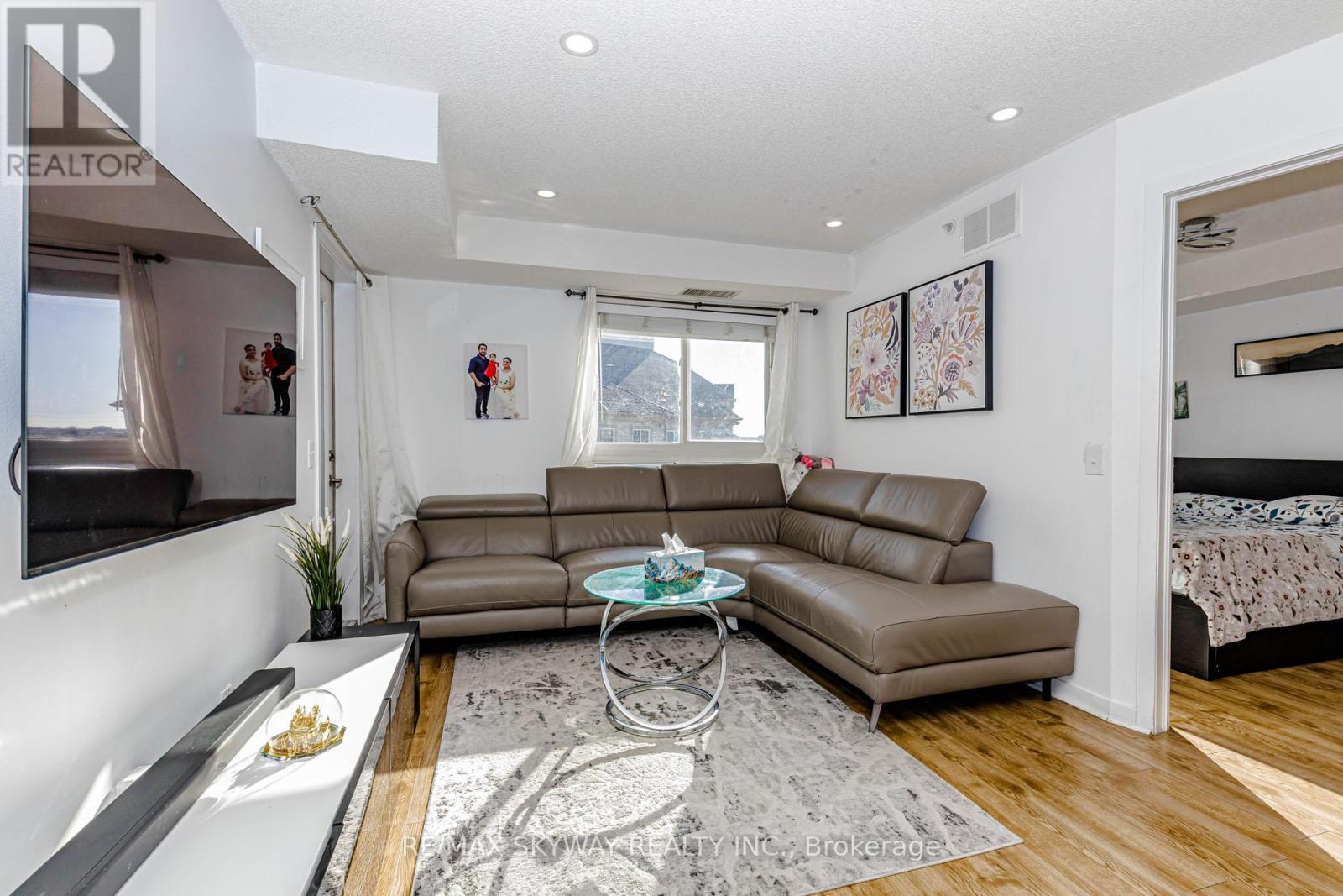 1403 - 8 Dayspring Circle, Brampton, Ontario L6P 2Z7 - Photo 24 - W13002650