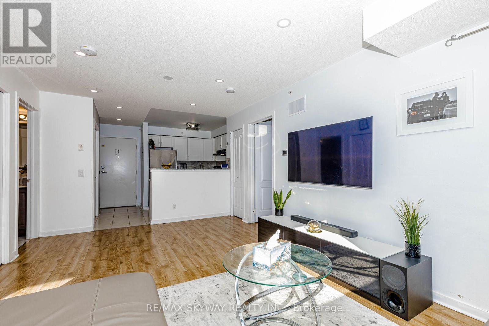 1403 - 8 Dayspring Circle, Brampton, Ontario L6P 2Z7 - Photo 26 - W13002650