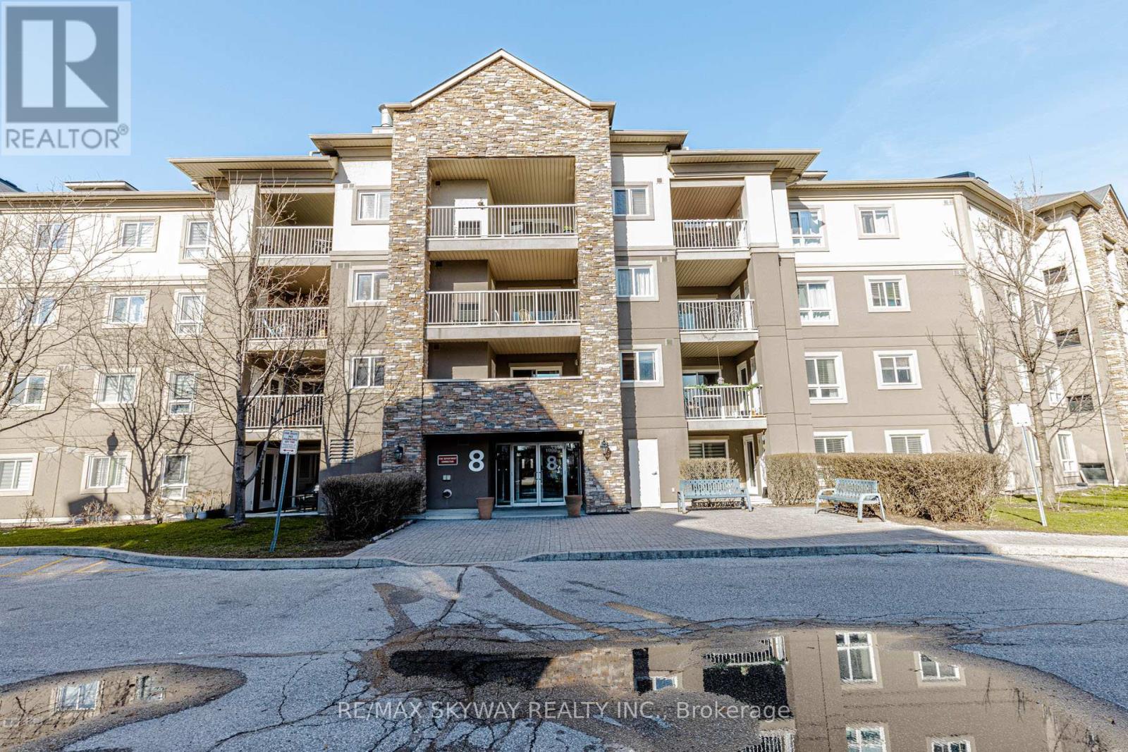 1403 - 8 Dayspring Circle, Brampton, Ontario L6P 2Z7 - Photo 4 - W13002650