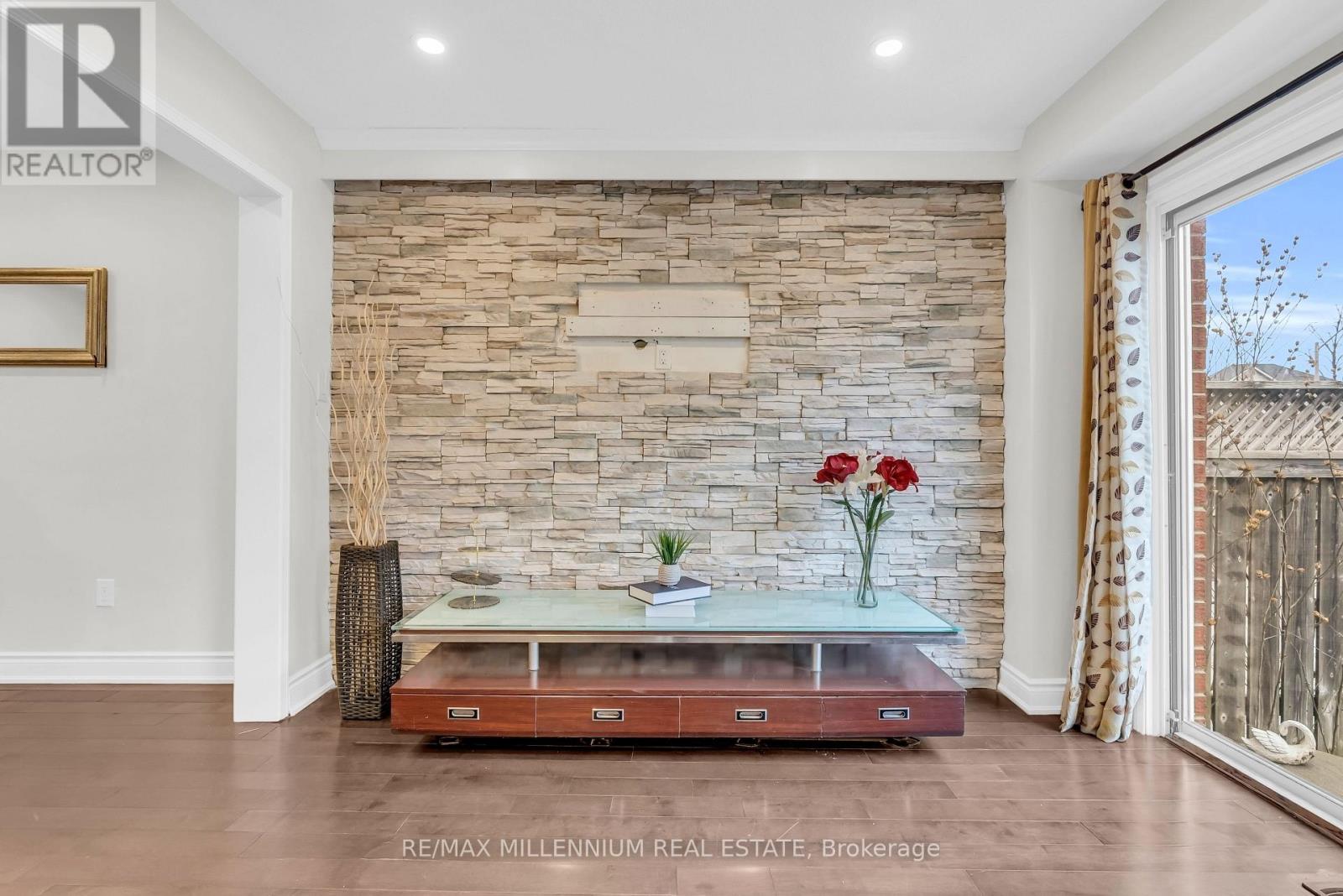 38 Kitto Court, Brampton, Ontario  L6Y 5B1 - Photo 11 - W13002682