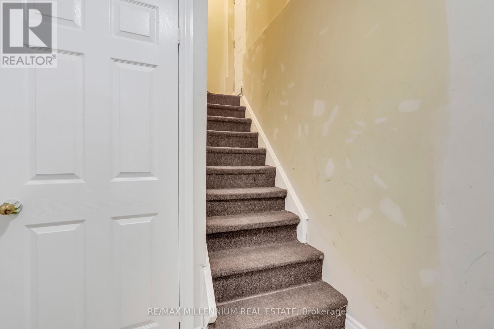 38 Kitto Court, Brampton, Ontario  L6Y 5B1 - Photo 34 - W13002682