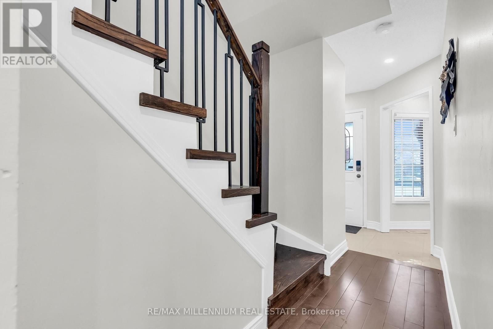 38 Kitto Court, Brampton, Ontario  L6Y 5B1 - Photo 6 - W13002682