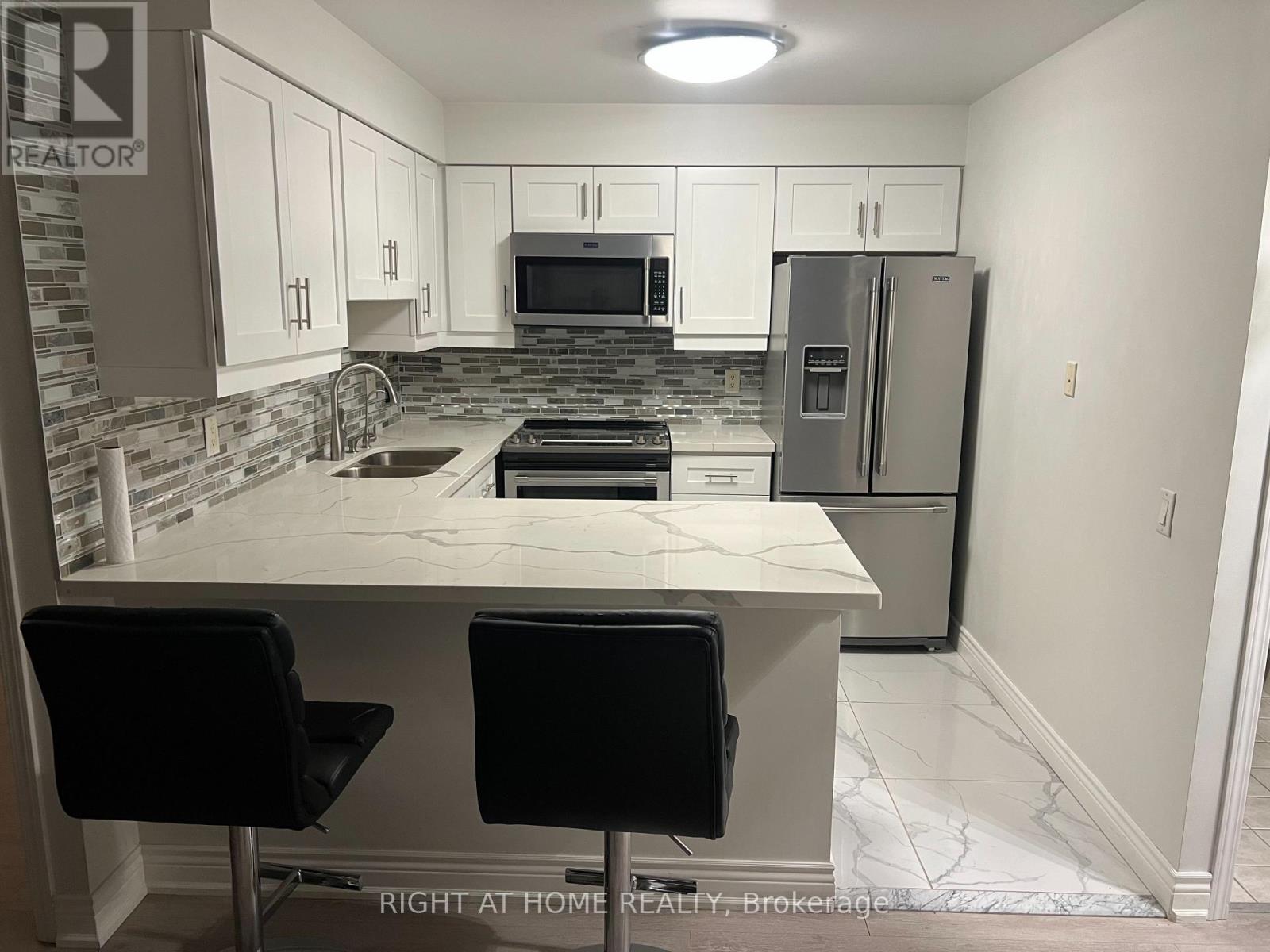 919 - 25 Kingsbridge Garden Circle, Mississauga, Ontario  L5R 4B1 - Photo 7 - W13002744