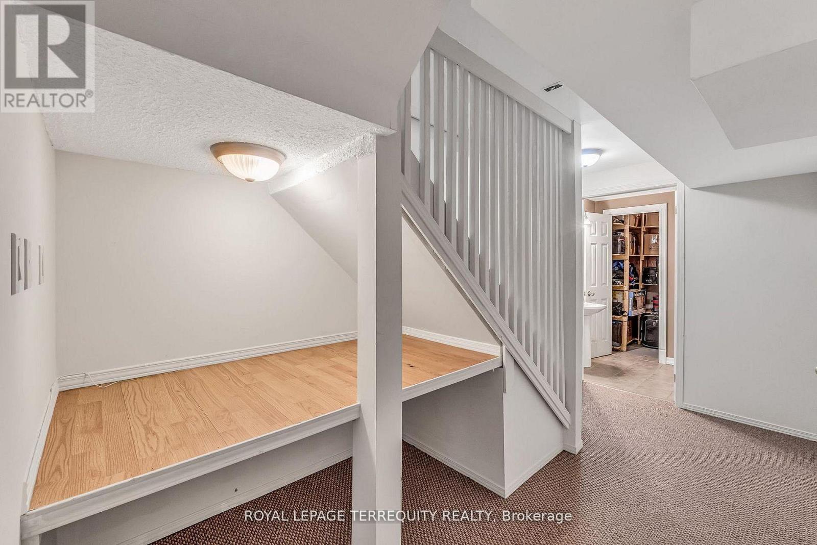 25 - 1276 Silvan Forest Drive, Burlington, Ontario  L7M 4V8 - Photo 37 - W13002750