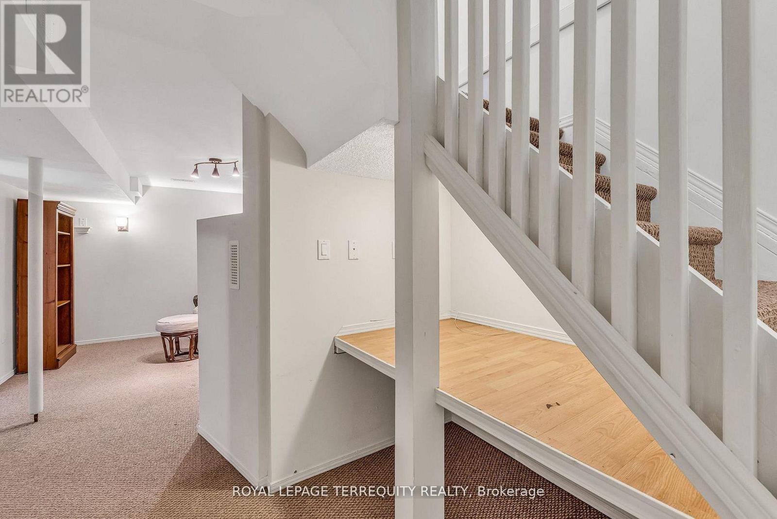 25 - 1276 Silvan Forest Drive, Burlington, Ontario  L7M 4V8 - Photo 38 - W13002750