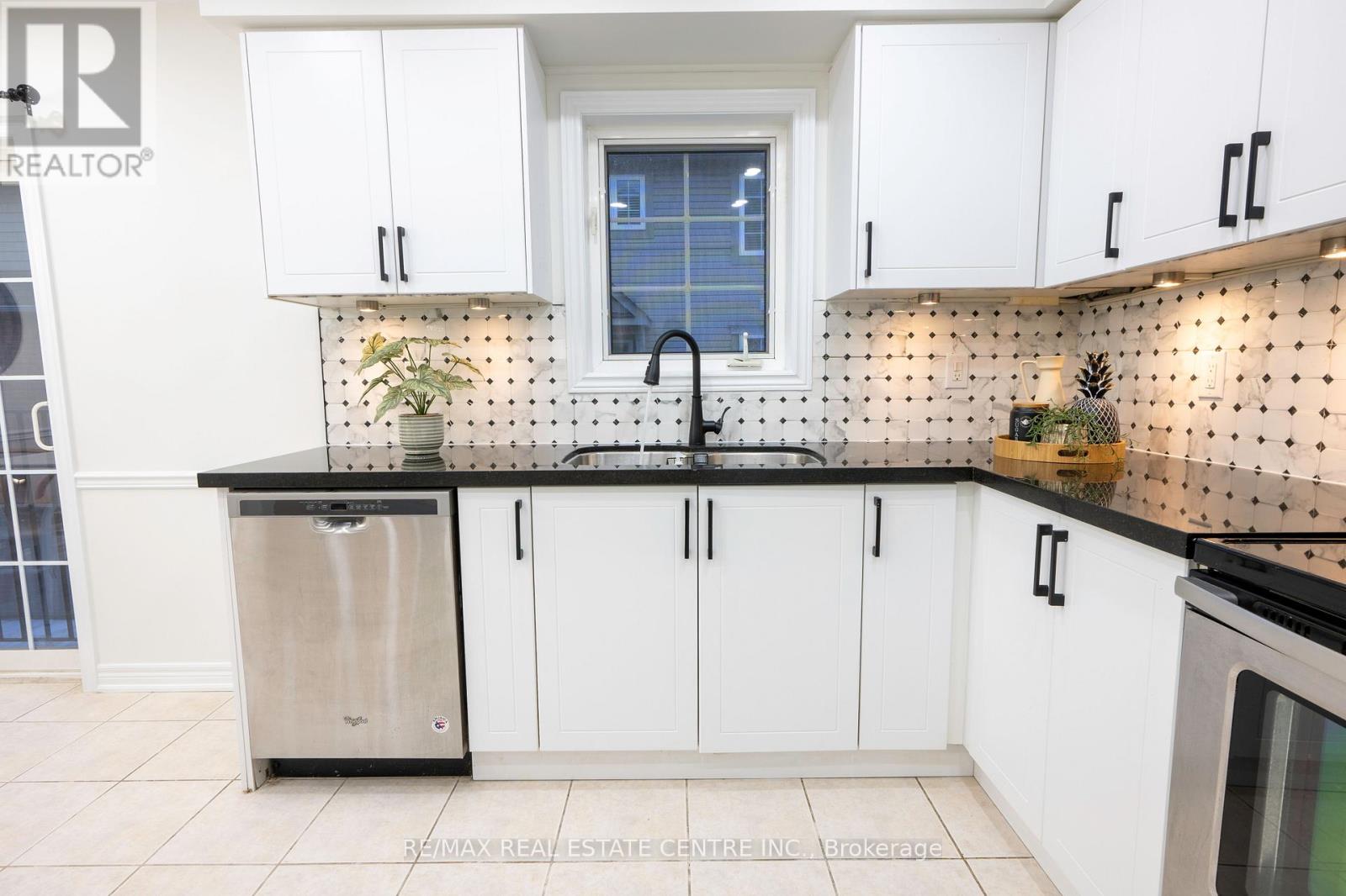 4 - 2360 Parkhaven Boulevard, Oakville, Ontario  L6H 7S6 - Photo 19 - W13002762