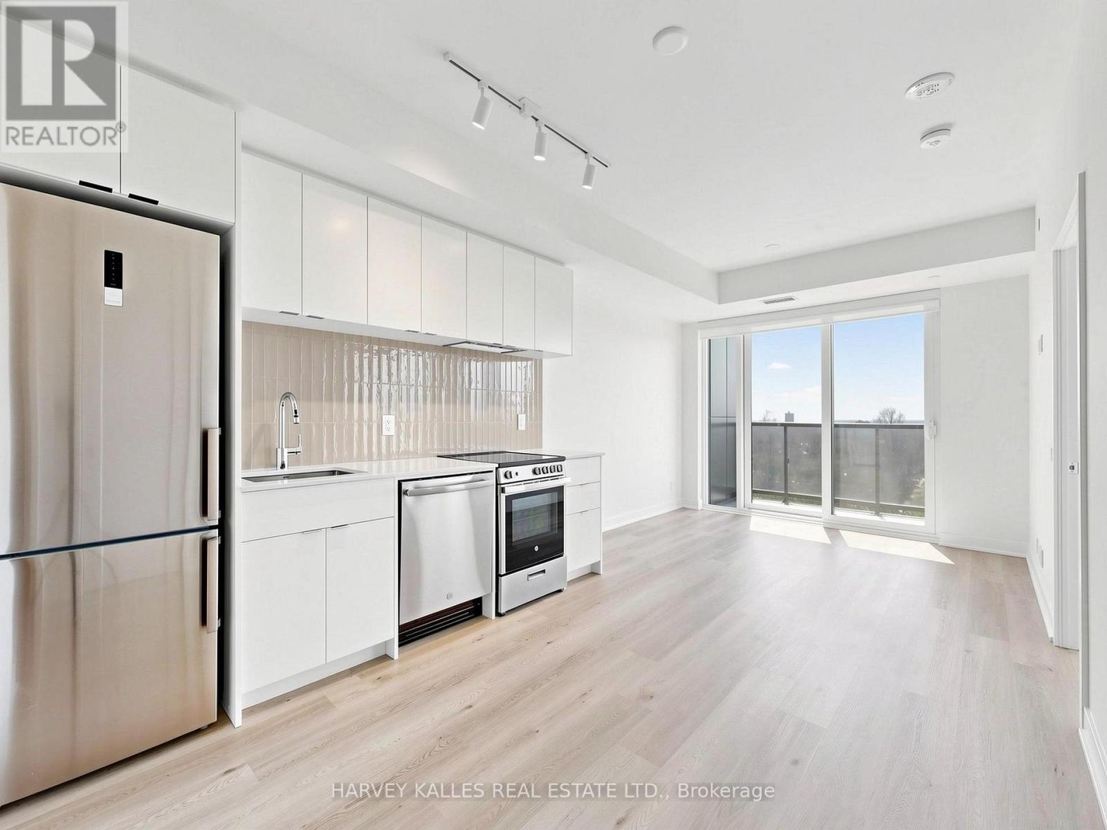 1105 - 1660 Bloor Street W, Toronto, Ontario  M6P 1A8 - Photo 11 - W13002786