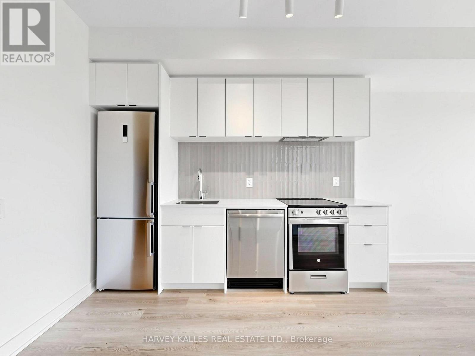 1105 - 1660 Bloor Street W, Toronto, Ontario  M6P 1A8 - Photo 12 - W13002786