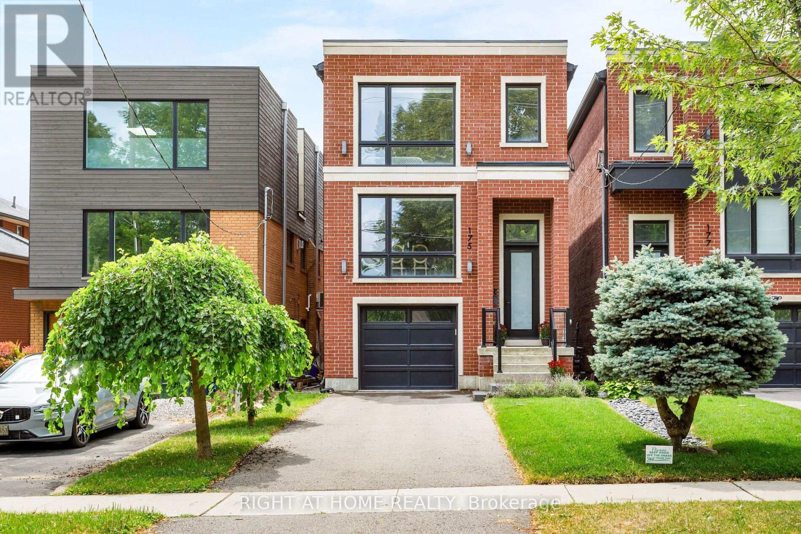 175 HAY AVENUE, Toronto, Ontario