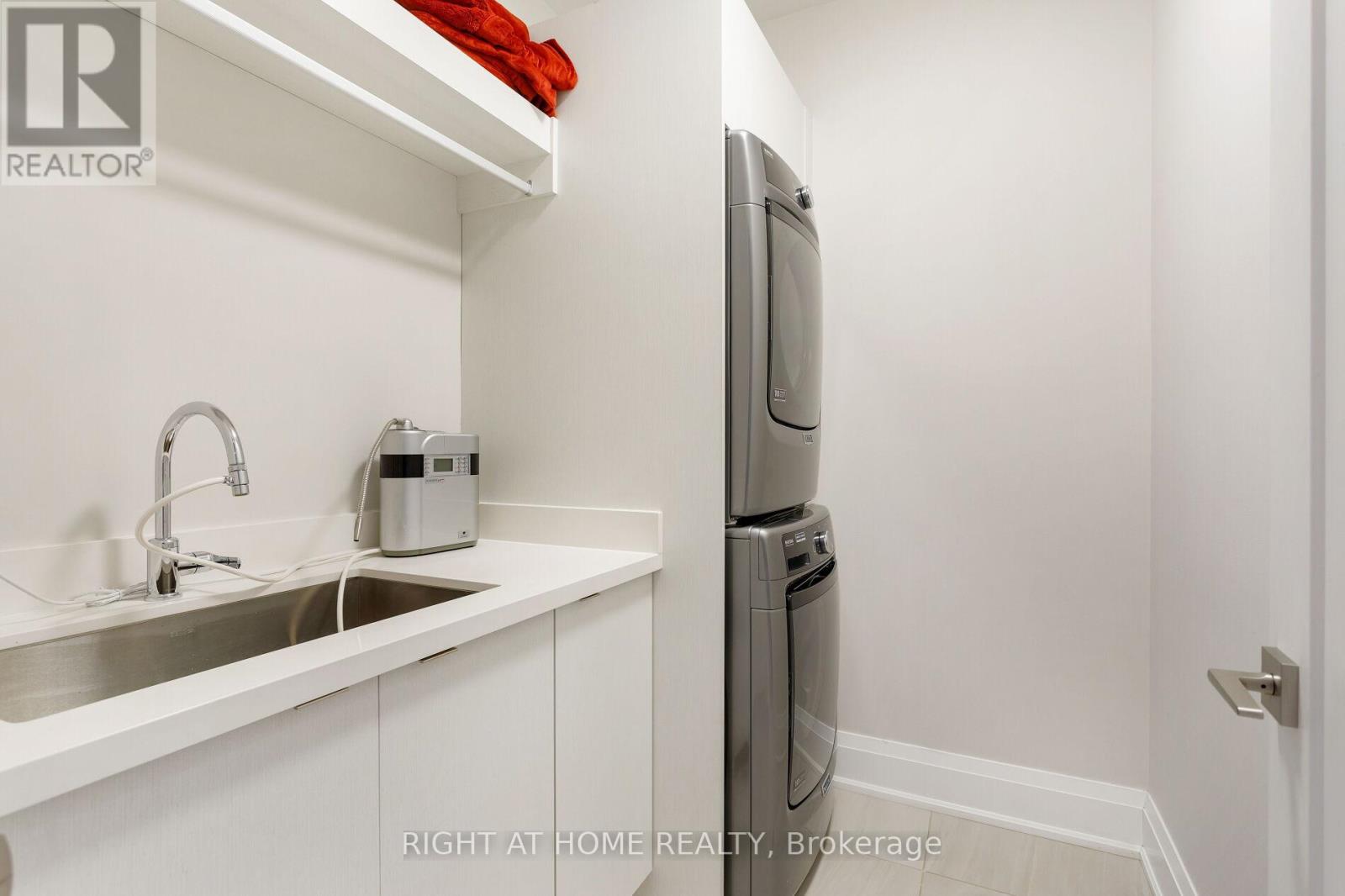 175 Hay Avenue, Toronto, Ontario  M8Z 1G3 - Photo 34 - W13002792