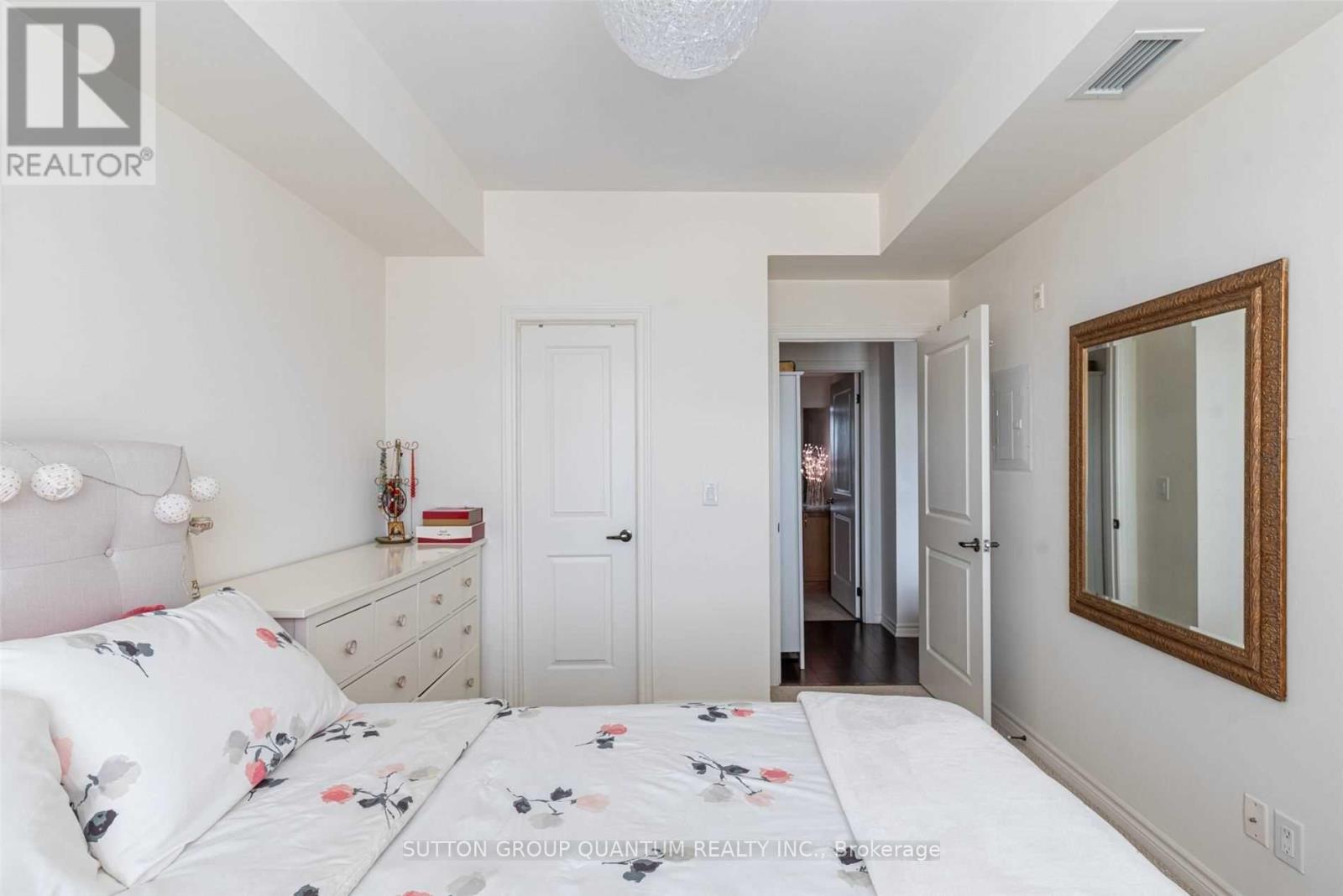 301 - 2300 Upper Middle Road W, Oakville, Ontario  L6M 0T4 - Photo 12 - W13002798