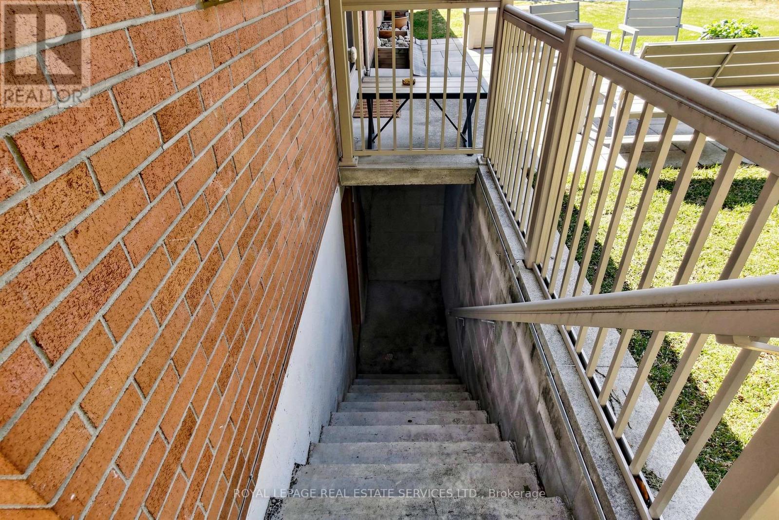 219 Grandview Avenue, Markham, Ontario  L3T 1J3 - Photo 42 - N12857642